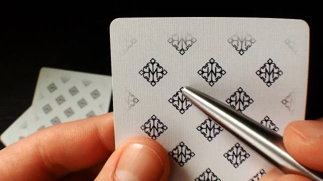 Marcatura delle carte: Una minaccia invisibile per la sicurezza dei casinò