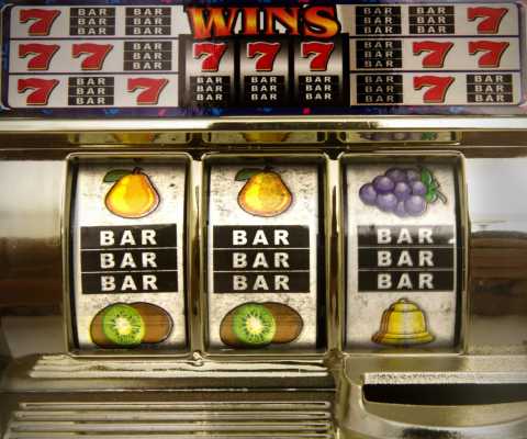 Perché le slot machine hanno un simbolo BAR sui rulli?