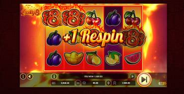 Triple Lucky 8's: Giri gratis e/o respin