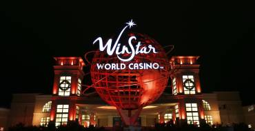 WinStar World Casino & Resort: Vista notturna