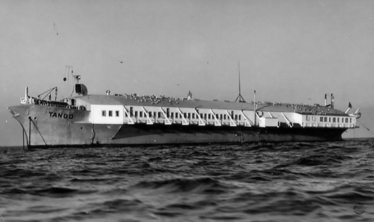 SS Tango a Long Beach