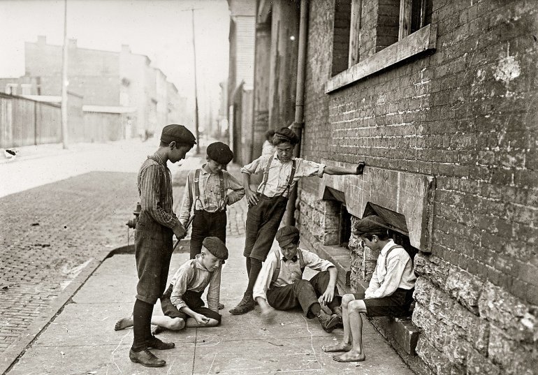 bambini gioco d'azzardo di strada